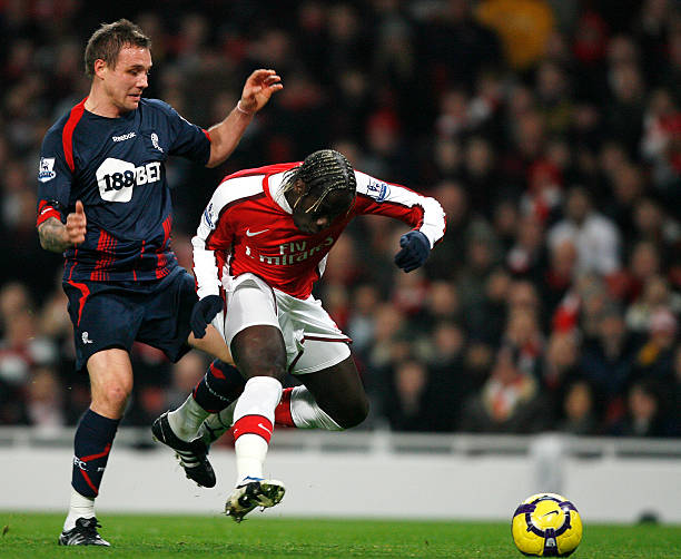 功背后的秘 功背后的秘