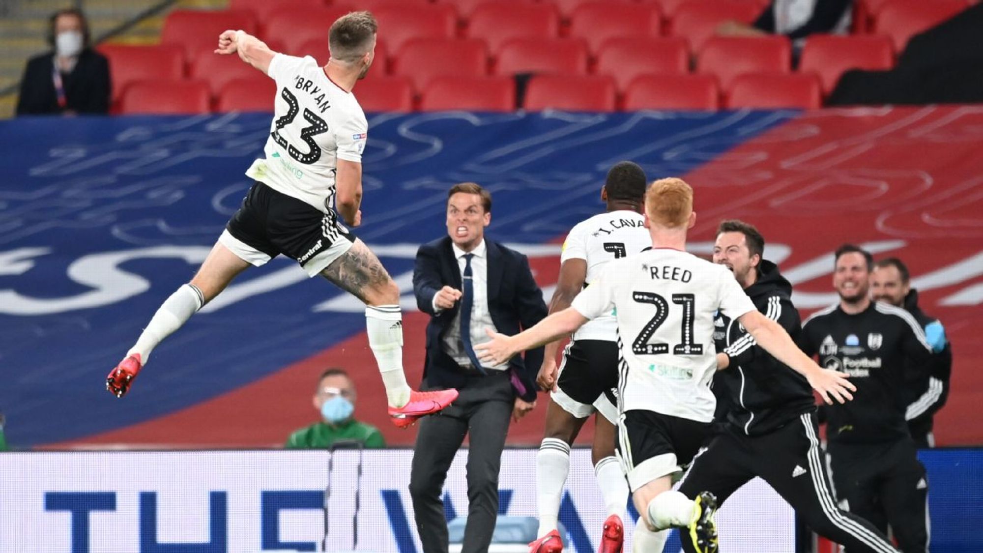 肴而闻名 肴而闻名