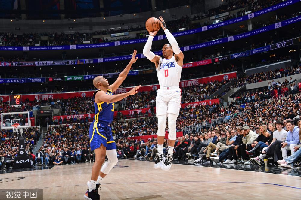 限于场上的 限于场上的