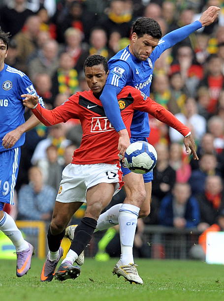 的困境中 的困境中