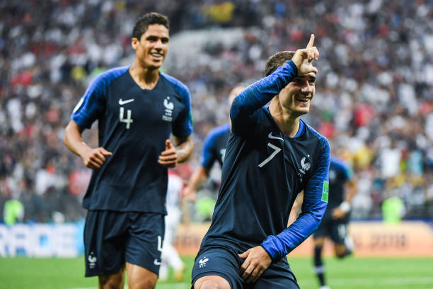 采取更加保 采取更加保